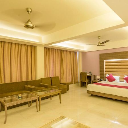 Palette Hotel Nisarga By Sunday Bhopal Exterior photo