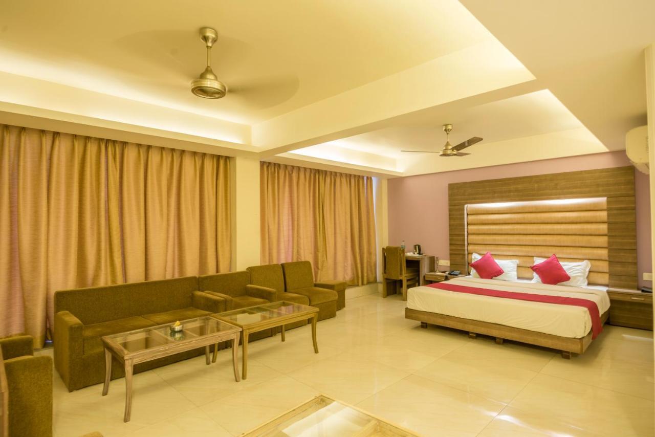 Palette Hotel Nisarga By Sunday Bhopal Exterior photo